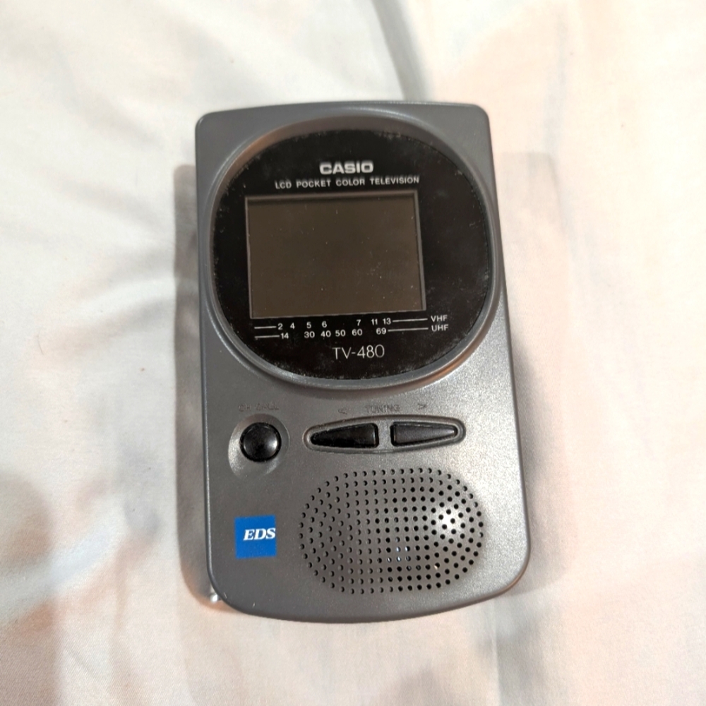 Vtg. Casio TV-480 Pocket TV